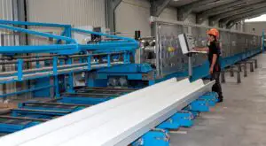 Un antreprenor român a cumpărat fabrica Scudas din Paşcani, aflată în faliment