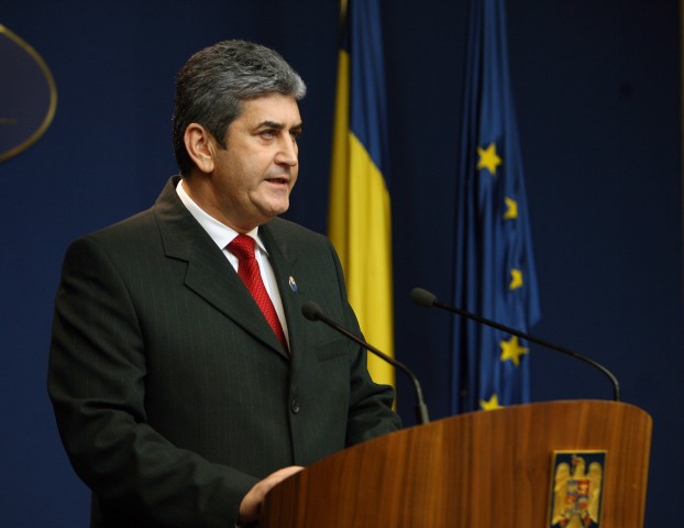Ministrul de Interne, Gabriel Oprea, a fost reclamat la ANI