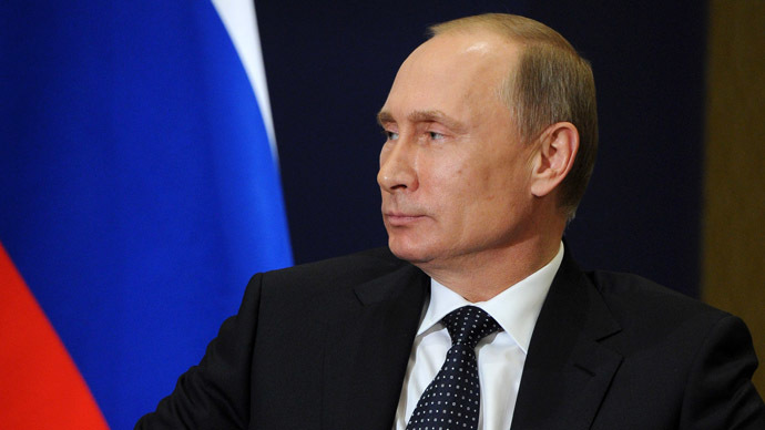Vladimir Putin anunta manevre militare de amploare, cu toate categoriile de arme