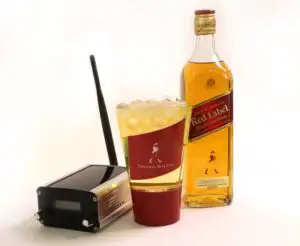 O celebră marcă de scotch prezintă paharul muzical