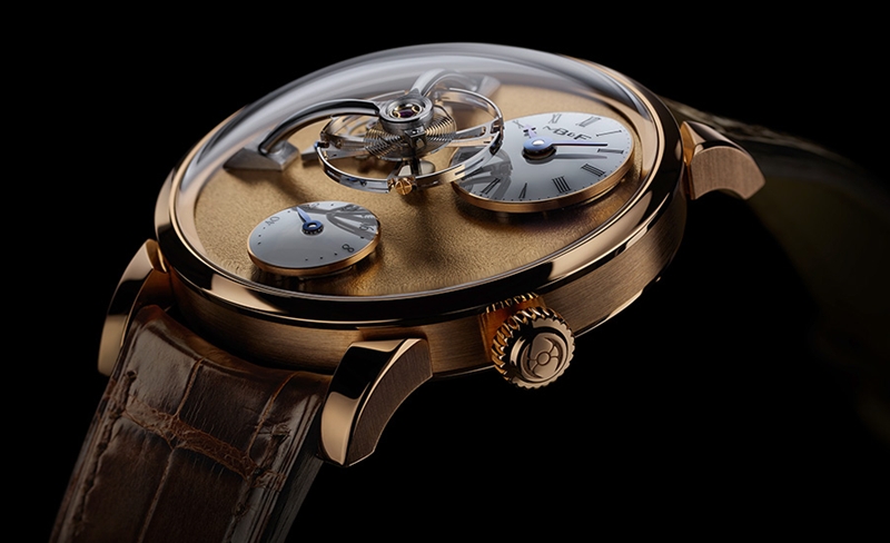 MB&F Legacy Machine 101 aduce în prim plan balansierul şi cadranul “îngheţat”