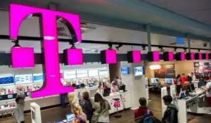 Telekom scoate la vânzare și reînchiriere parțială 24 de proprietăți imobiliare