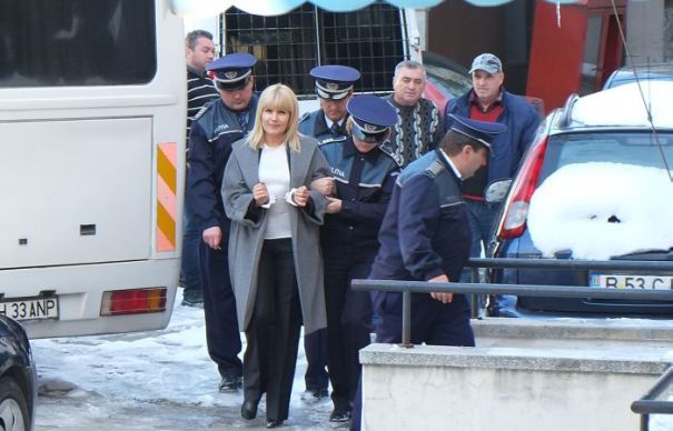 Elena Udrea rămâne în arest la domiciliu