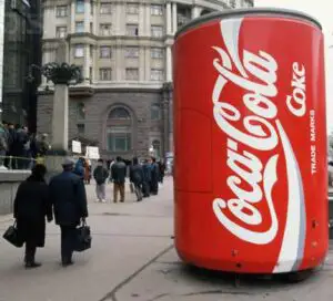 Ţara unde nu există McDonald’s. Locuitorii beau mai multă Coca-Cola decât oricare altă națiune