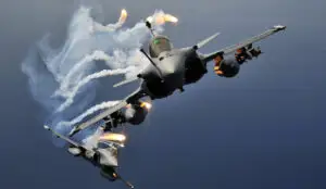 Qatarul cumpără 24 de avioane Rafale