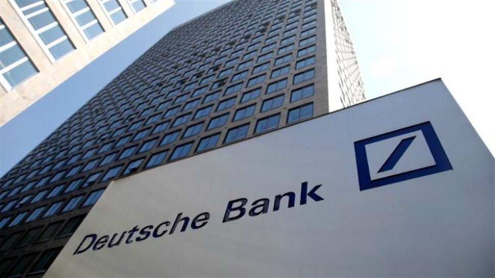 Deutsche Bank iese de pe piaţa britanică dacă Londra părăseşte UE