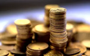 Lira turcească a coborât la un minim istoric după ce partidul AKP a pierdut majoritatea