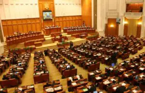 Moţiunea de cenzură a Opoziţiei se va dezbate vineri