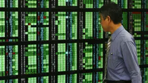 Evoluţii financiar-bancare şi bursiere – Pieţele, în panică după ce negociatorii europeni au respins propunerile Greciei