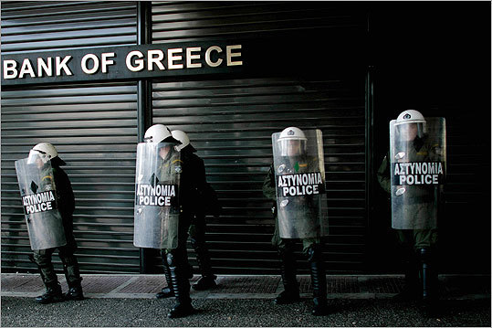 Europenii au un plan de urgenţă pentru a evita o panică bancară în Grecia