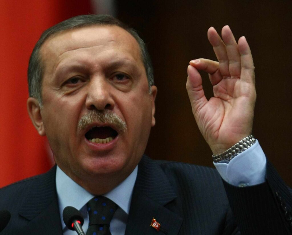 Erdogan critică Europa pentru reacţia slabă la criza refugiaţilor sirieni