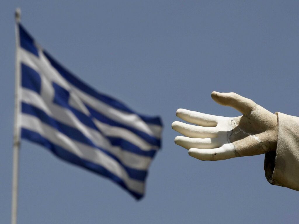 Grecia: Băncile vor fi închise până la 6 iulie; Retragerile de la bancomate limitate la 60 de euro pe zi