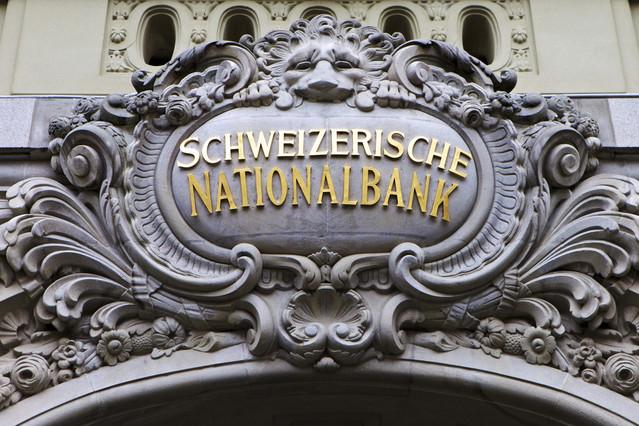 Banca Elveţiei intervine pentru oprirea întăririi francului elveţian