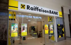 Raiffeisen vrea afaceri mai mari în România