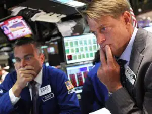 Evoluţii financiar-bancare şi bursiere – Pieţele, în panică după ce negocierile Greciei au eşuat