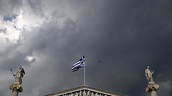 S&P a retrogradat ratingul Greciei cu o treaptă, la nivelul CCC-