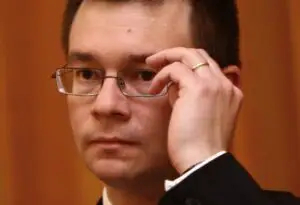 Ungureanu despre nominalizarea la SIE: „Îmi doresc ca Parlamentul să îmi acorde încrederea prin vot”