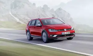 Volkswagen Golf Alltrack, pregătit pentru orice teren