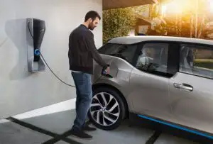 Una din trei maşini noi cumpărate în Norvegia este electrică