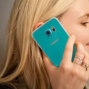 STUDIU: 40% dintre români plănuiesc să achiziționeze un telefon mobil în următoarele 3 luni