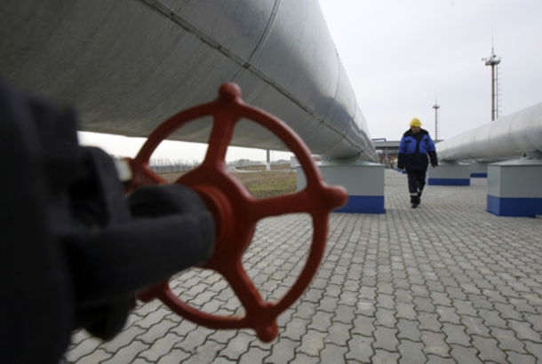 Gazprom suspendă livrările de gaze către Ucraina