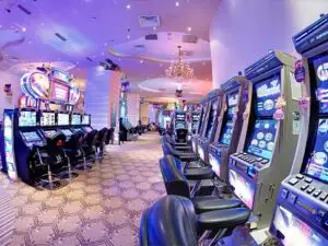 Te atrage industria jocurilor de noroc? Maxbet face angajări
