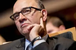 Comisarul european pentru economie aşteaptă reforme de la Grecia