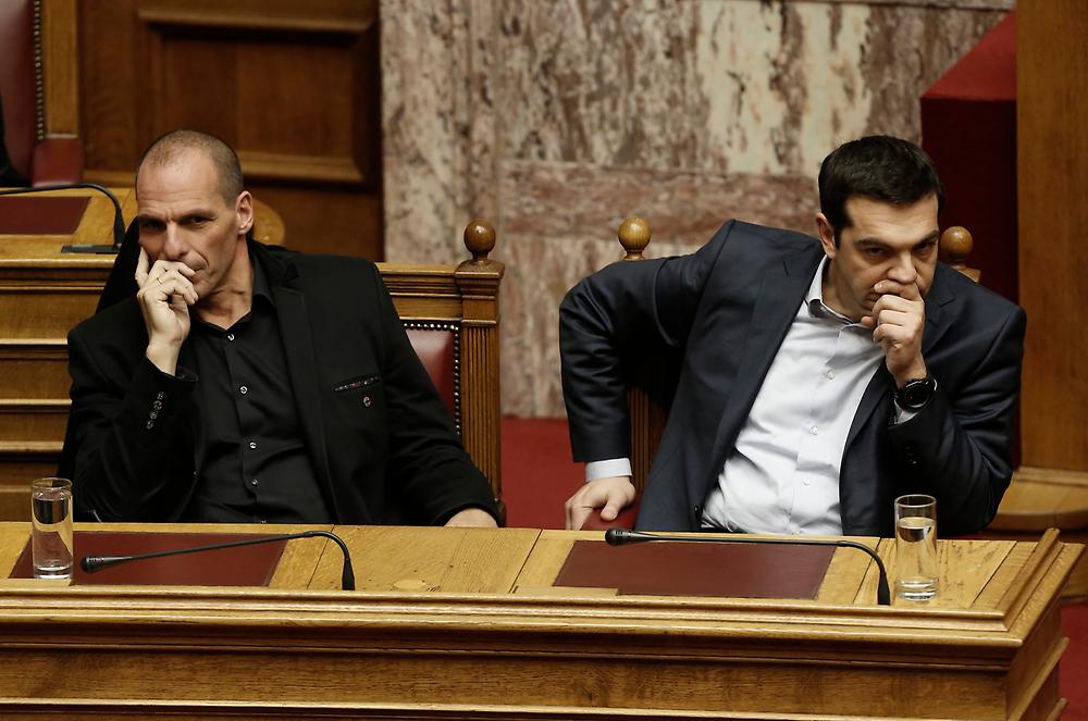 Varoufakis: Guvernul de la Atena ar putea demisiona daca grecii vor vota DA la referendum