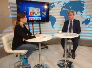 Cum să faci bani din fața computerului fără să fii specialist IT