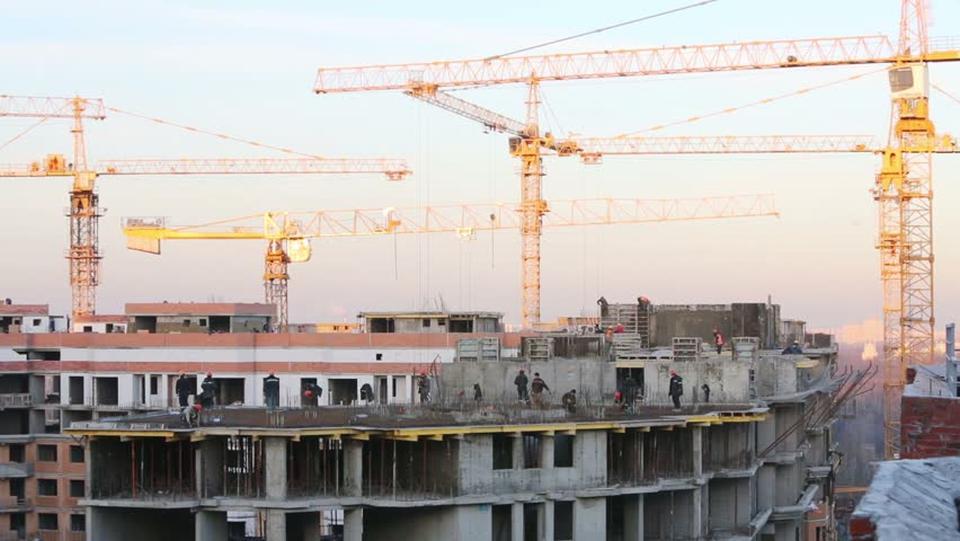 INS: Volumul construcțiilor din România, creștere de 19% în primul semestru din 2020