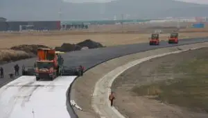 Autostrăzi doar pe hârtie. Ce se întâmplă cu autostrada Moldova. Muncitorii au plecat