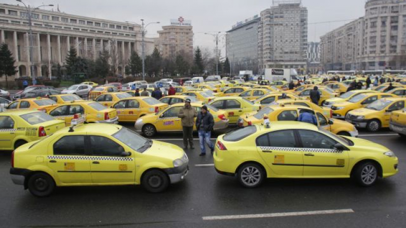 Răsturnare de situație! Anunț îmbucurător pentru Uber și Bolt: Taxiurile ar putea fi scoase în afara legii