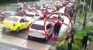 Sute de oameni, blocați în trenuri! Autoritățile intervin în forță, poliția alertată