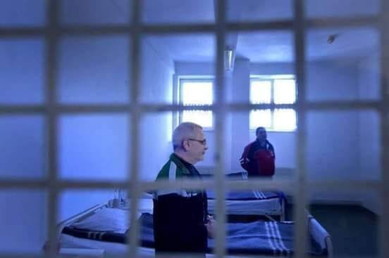 Răsturnare totală pentru Dragnea în închisoare: A ajuns muritor de rând! Ce e forţat să facă fostul lider PSD