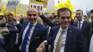 Unde poate duce conflictul dintre Rareș Bogdan și Ludovic Orban. PNL, în pericol