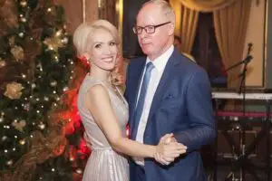 Soțul Ramonei Bruynseels, candidatul PPU la președinție, rămâne fără funcție