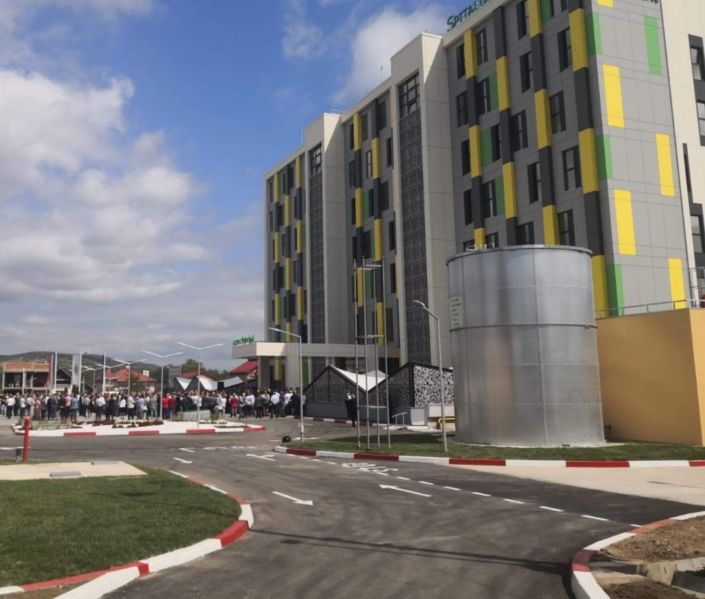 Foto exclusiv: Cum arată cel mai modern spital din România! O investiție colosală într-un oraș de 30.000 de locuitori
