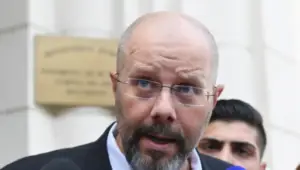Ca la ușa cortului! Politician super cunoscut către o jurnalistă: Ești o vacă!