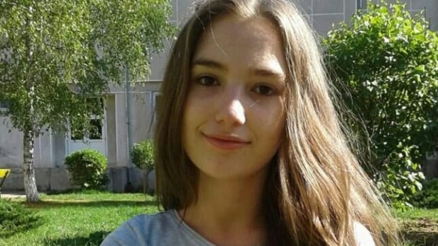 O fată din Târgu-Jiu a dispărut de acasă. Poliția a dat-o în urmărire la nivel național