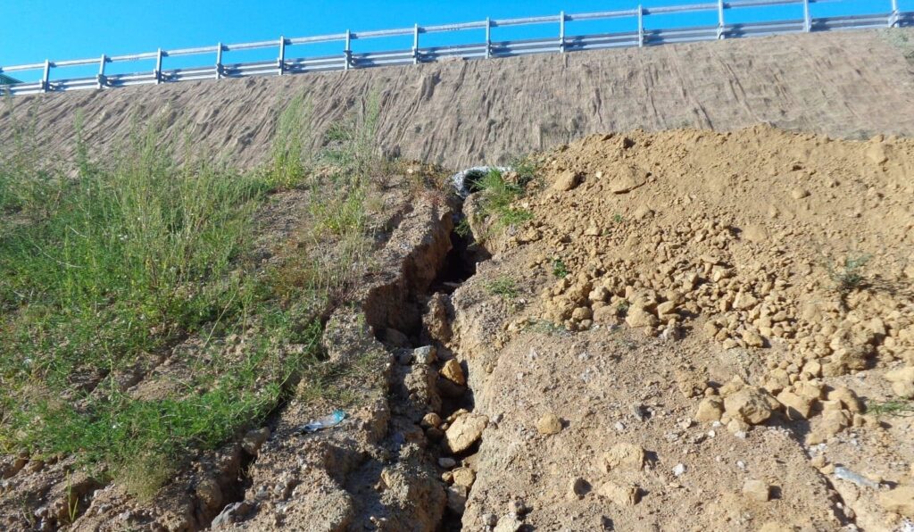 Cea mai nouă autostradă din România ar putea fi demolată