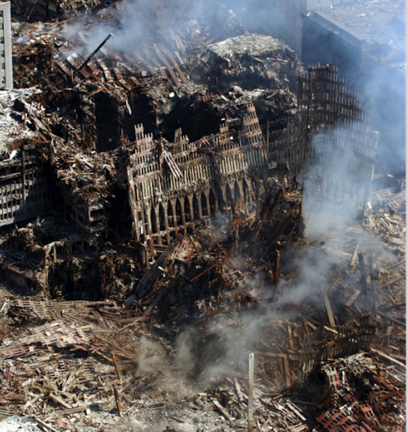 Imagini nepublicate până acum, cu atentatele de la 11 septembrie, descoperite într-o casă