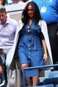 Meghan Markle a uluit presa internațională! Cât a costat rochia pe care a purtat-o la finala US Open. Prețul este foarte accesibil