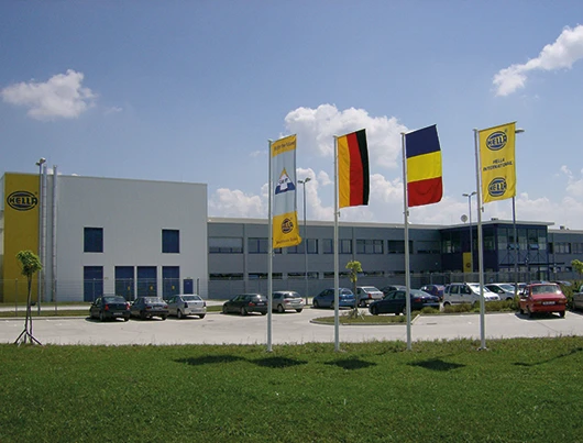 HELLA România urmează „megatrendurile” industriei auto pentru a rezista pe piaţă