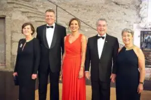 Puțini știu asta! Cu ce se ocupau părinții lui Iohannis când acesta era copil
