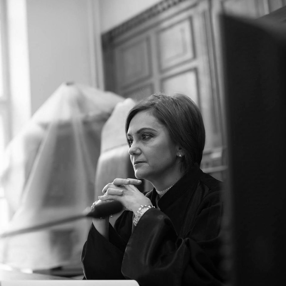 Judecătoarea Adriana Stoicescu se revoltă! Atac dur la adresa autorităţilor. Cloaca în care a ajuns România