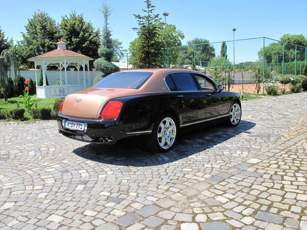 A ajuns în sapă de lemn! Fostul milioar român își vinde Bentley-ul la un preț infim! L-a cumpărat cu 240.000 de euro