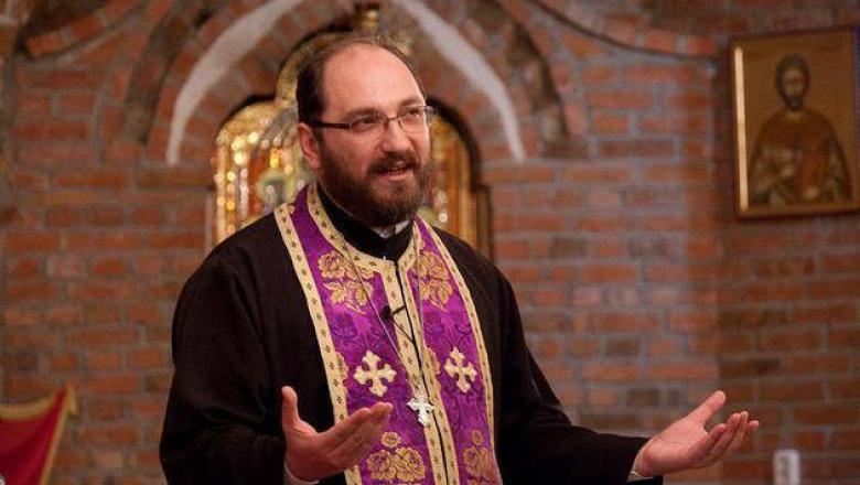 Preotul Constantin Necula, învățături nestemate de sărbători: Trebuie să restaurăm Crăciunul în familie