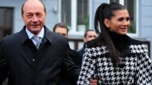 Lovitură pentru Elena Băsescu. Afacerile îi merg foarte prost. Pierderea este enormă