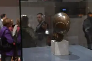 „Brâncuşi. Sublimarea formei”. Expoziţia de la Bruxelles s-a bucurat de un succes impresionant!