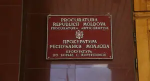 Alertă. Un înalt demnitar al Republicii Moldova, reţinut de poliţie